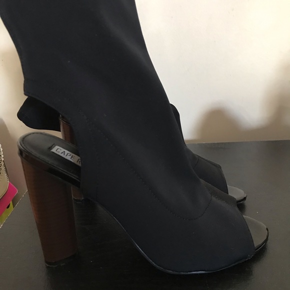 Open toe bootie - Picture 2 of 2